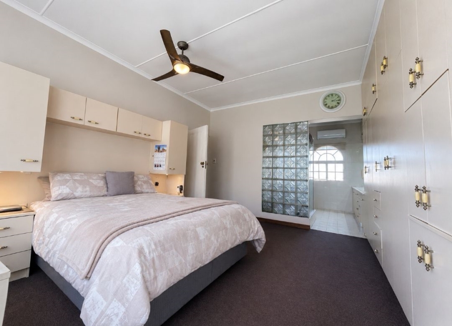 4 Bedroom Property for Sale in Vanes Estate Eastern Cape